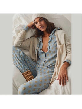 Intimately Free People LIL BIT LOU Floral ONESIE PAJAMAS LOUNGE Hoodie WOMENS XS